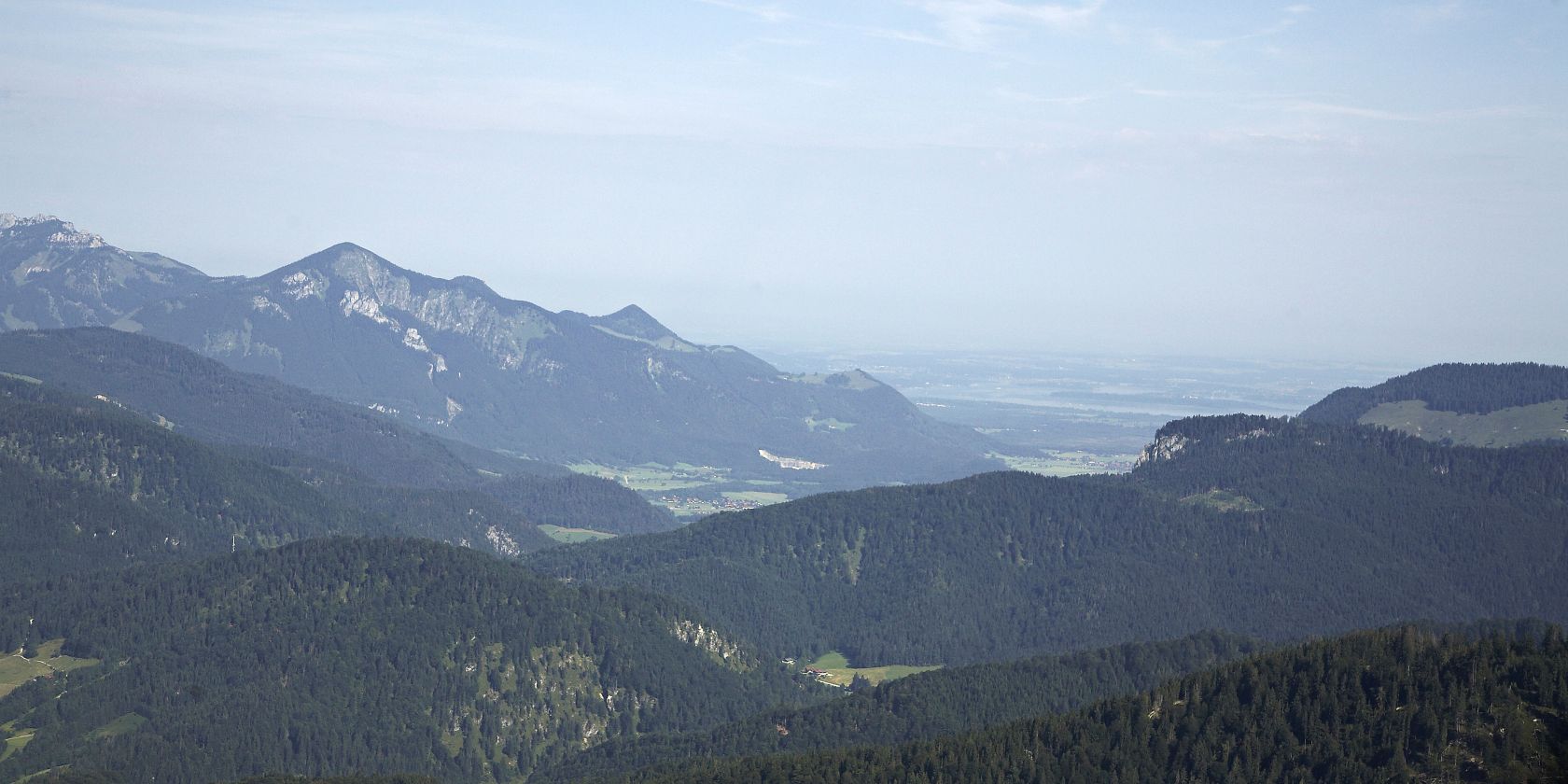 Luftbild Berglandschaft, © Foto Stockklauser
