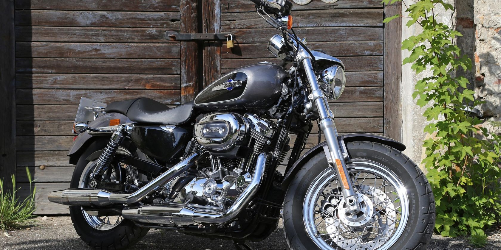 motorcycle, &copy; Pixabay