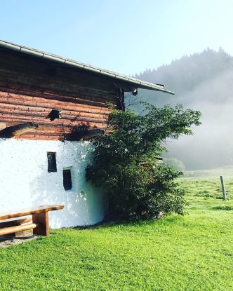 Yoga auf der Alm - Frühaufstehertour Röthelmoos