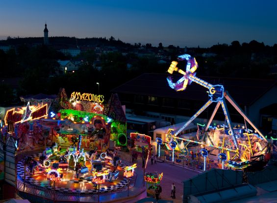 Eröffnung Traunsteiner Frühlingsfest mit Bieranstich