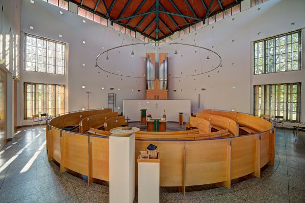 inzell herbst evangelische christus kirche innen altar_jh, &copy; Inzeller Touristik GmbH