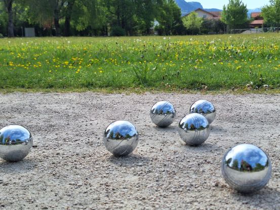 Boule spielen - im Kurpark, © Tourist-Info Grassau