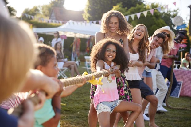 1718348712_3749x2500_Familienfest, © Lizenz gekauf von sharepic
