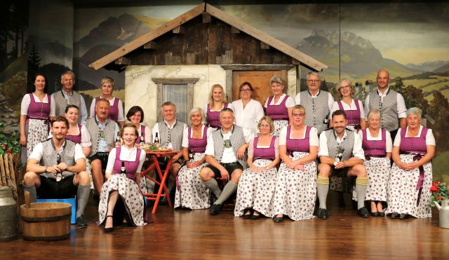 Gruppenbild Theaterverein Reit im Winkl, © Theaterverein Reit im Winkl
