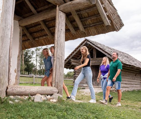 Führung im Keltengehöft, © Chiemgau Tourismus