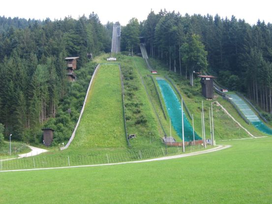 Sprungschanze im Sommer, © unbekannt