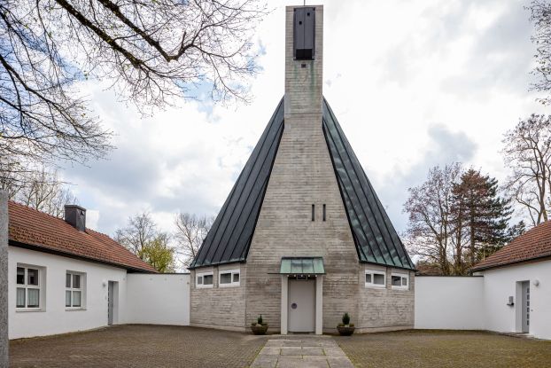 Evang. Simeonkirche Waging am See, © Tourist-Info Waginger See / Richard Scheuerecker